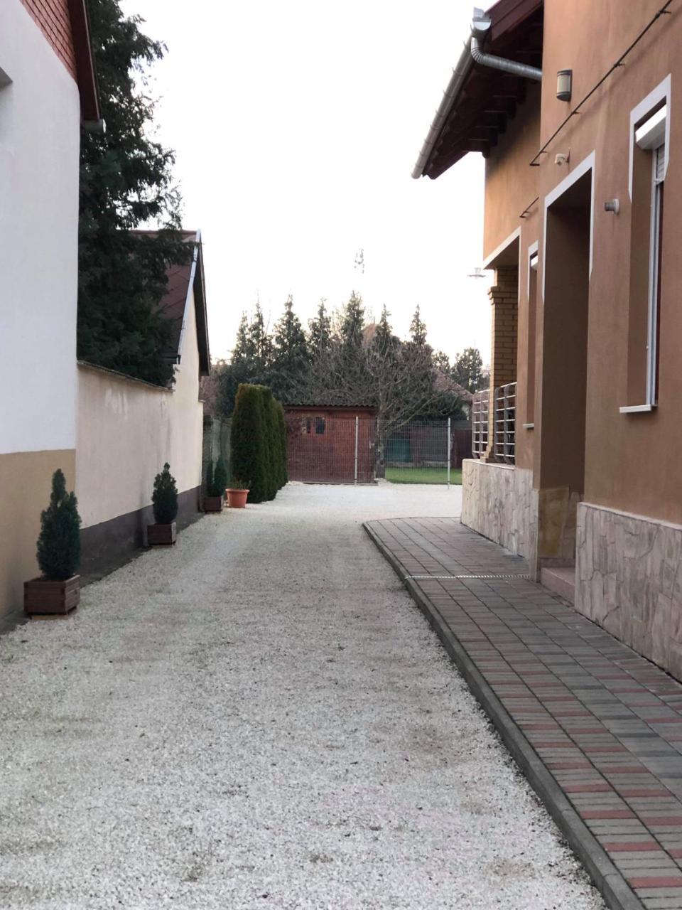 Kristály Apartmanház Sárvár Esterno foto