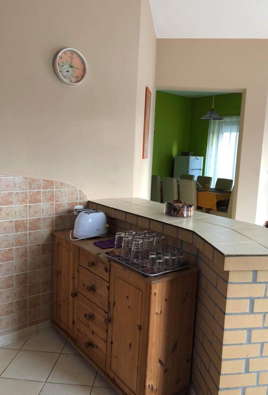 Kristály Apartmanház Sárvár Esterno foto