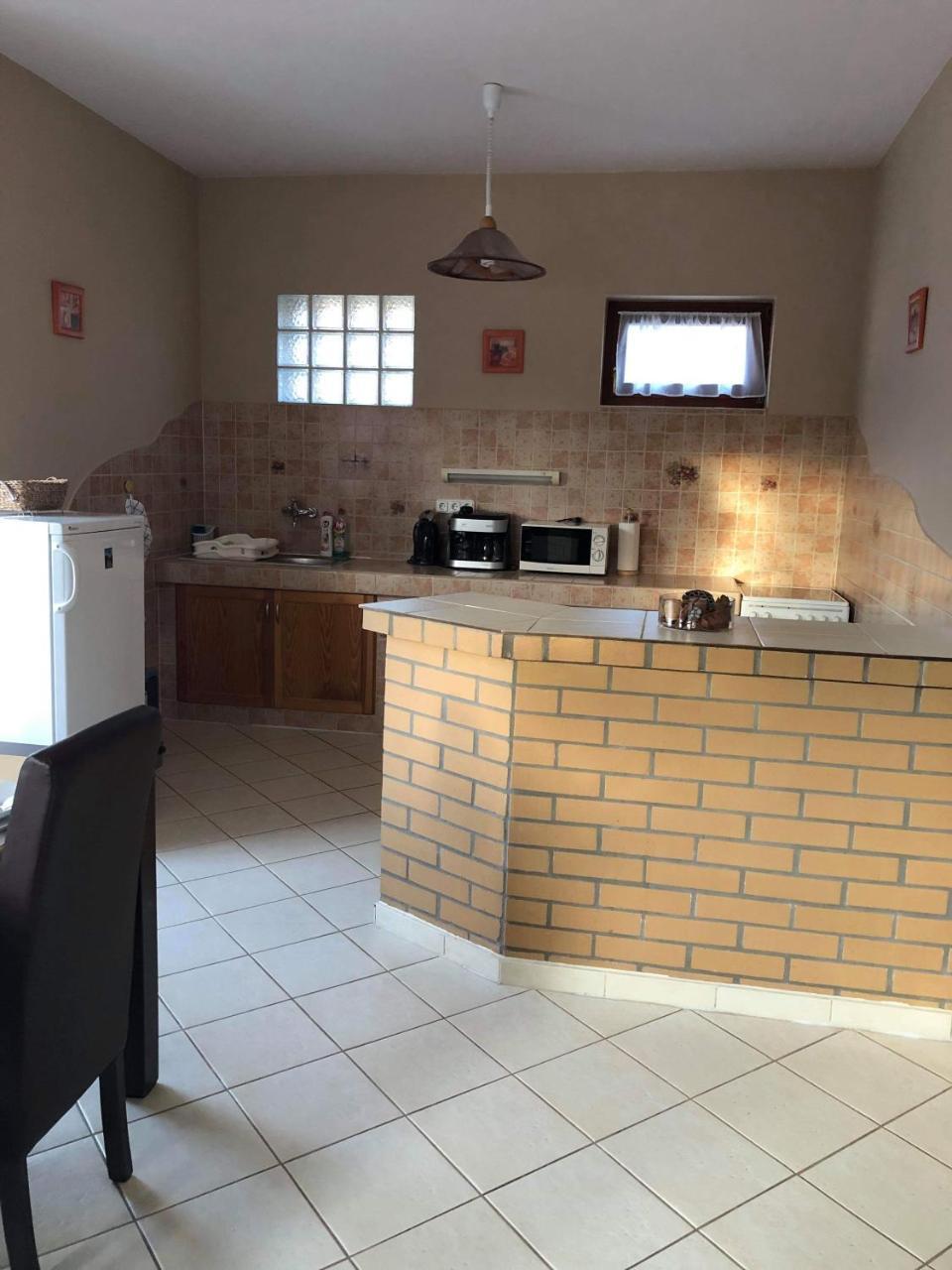 Kristály Apartmanház Sárvár Esterno foto